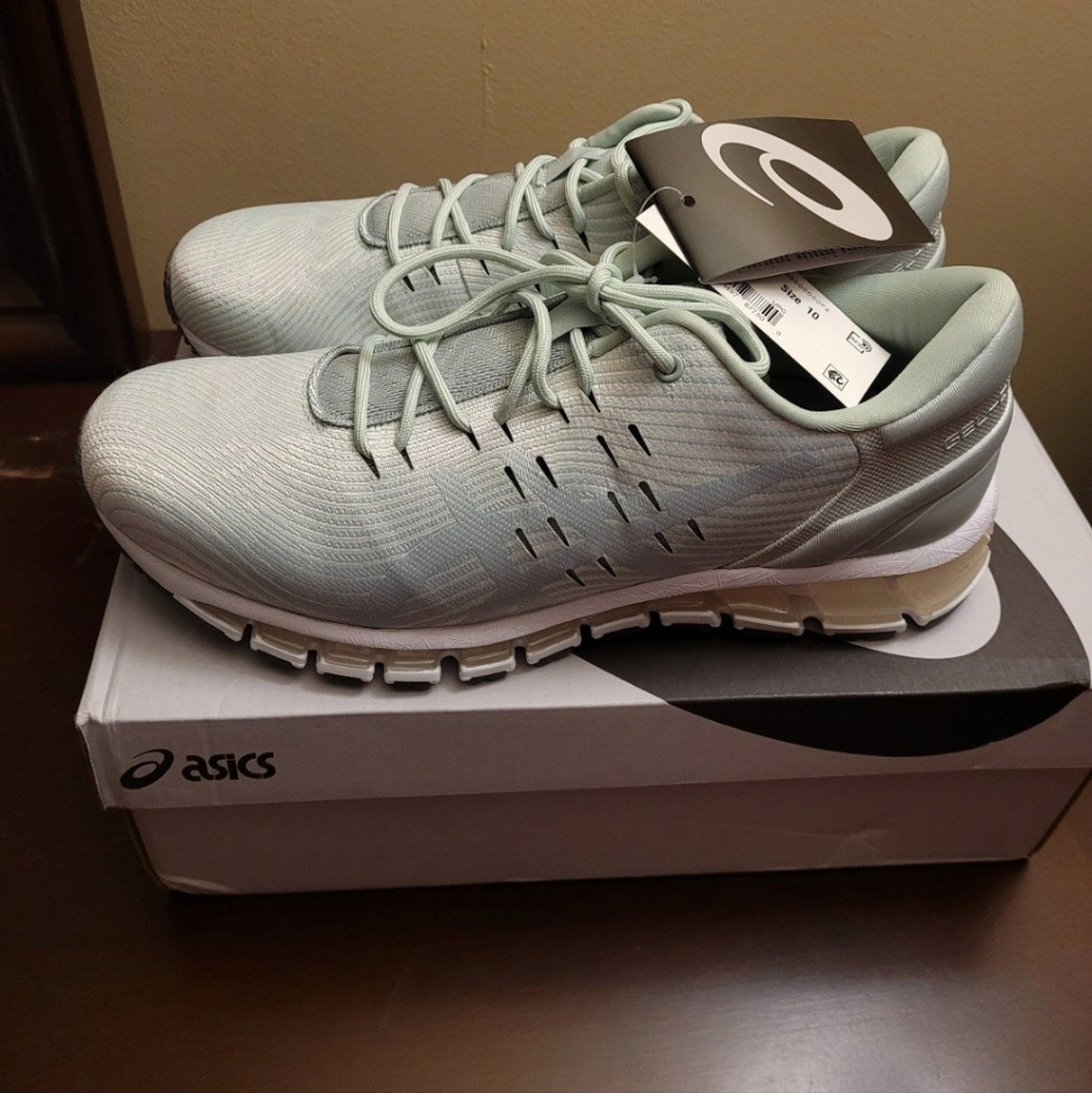 Asics Women's Gel Quantam Sneakers - Size 10
